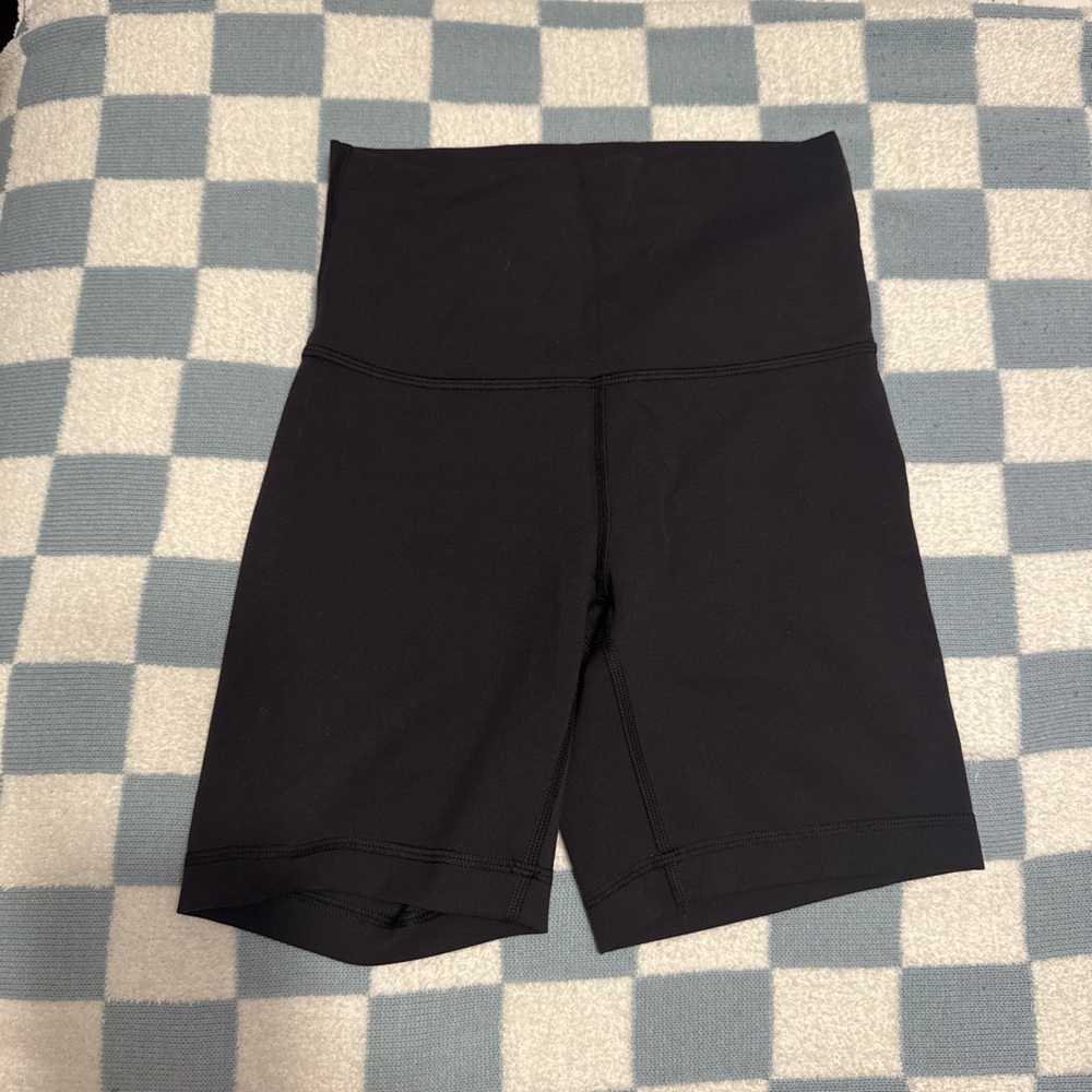 Lululemon Wonder train 6” biker shorts in black
